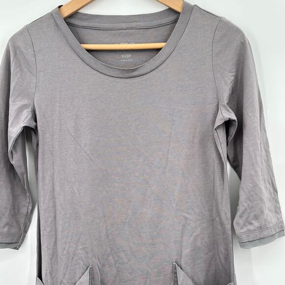 LOGO by Lori Goldstein Gray Jersey Tunic w/ Layered Satin Chiffon Hem 2XSP - Picture 2 of 10